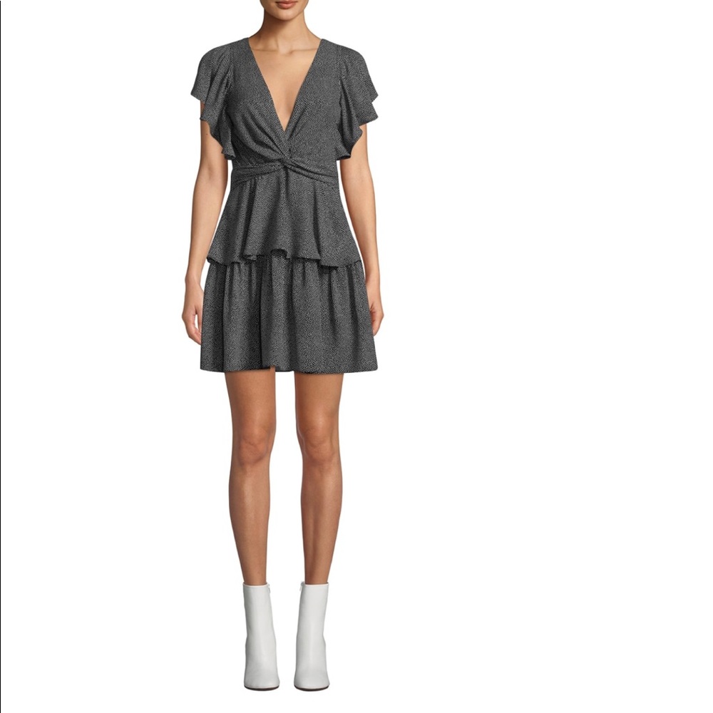Dot-print V-Neck Flutter Sleeve Dress brand new - Picture 6 of 6
